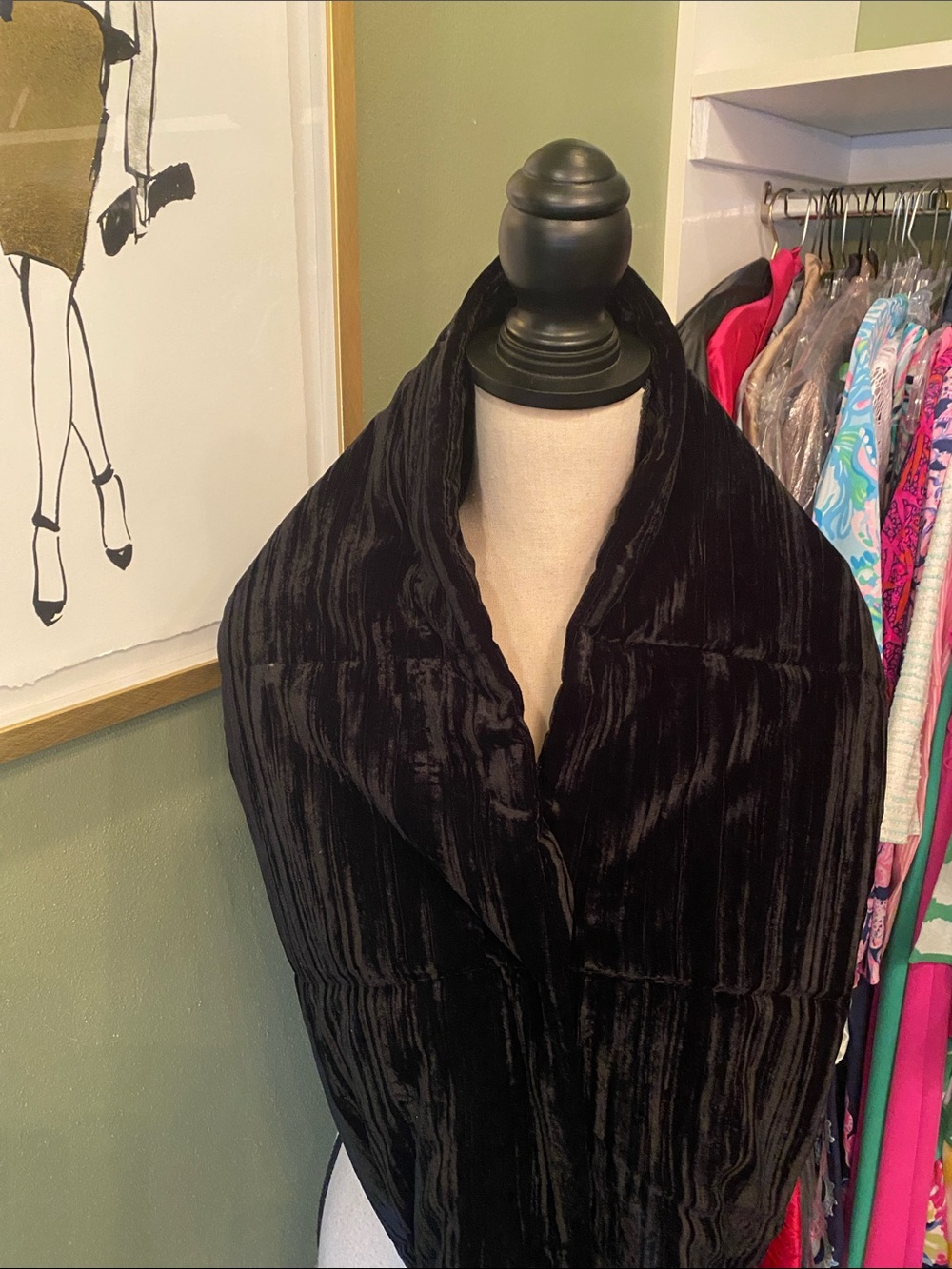Stunning CAbi Limited edition Drama scarf